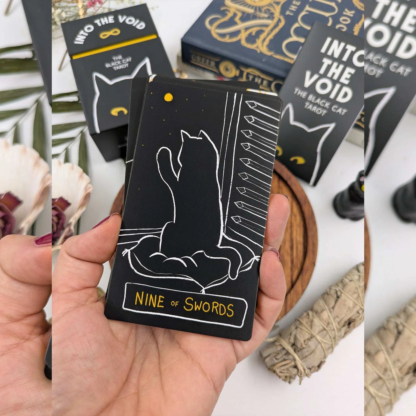 The Black Cat Tarot Deck with Guidebook